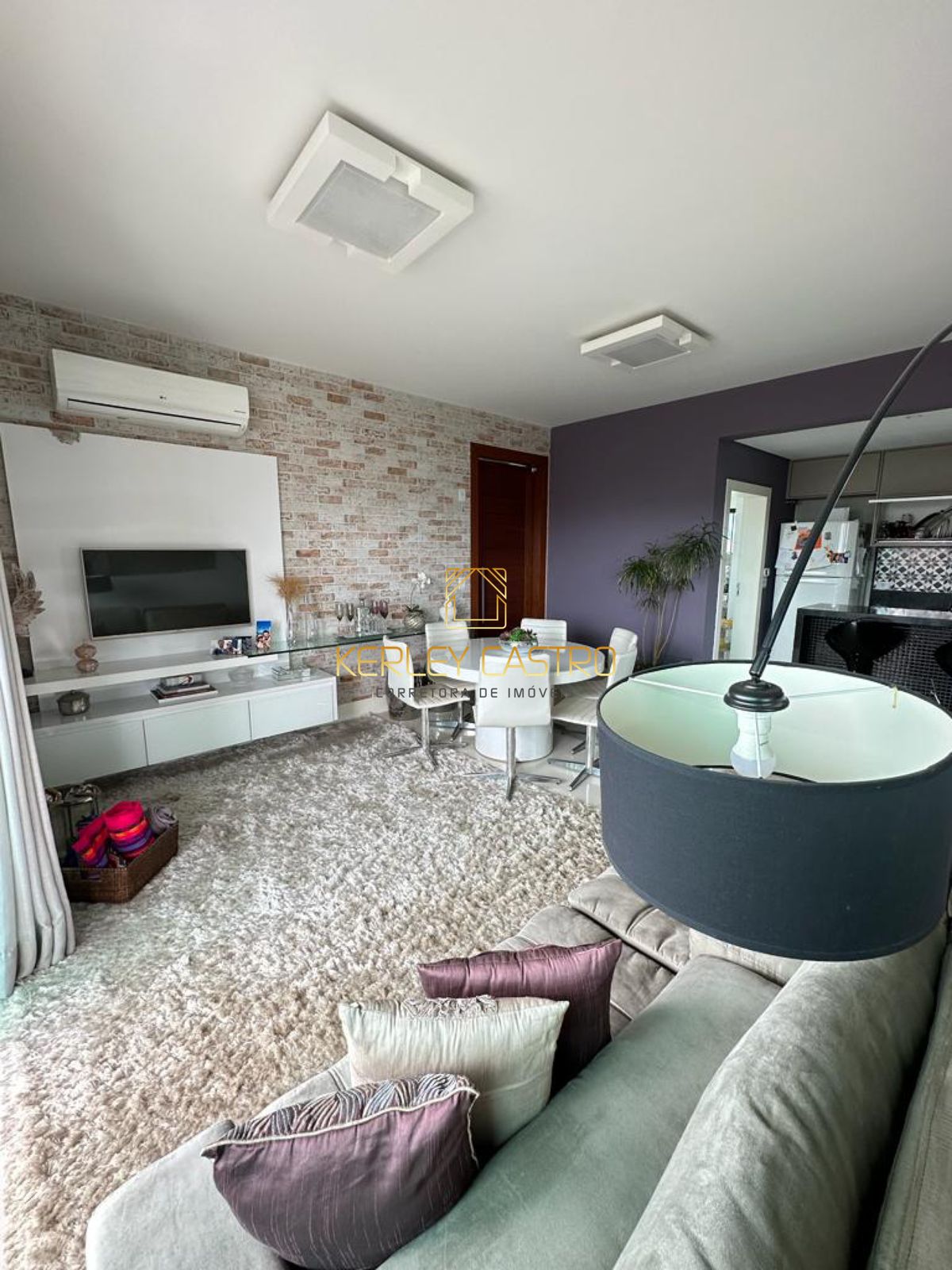 VENDO LINDO APARTAMENTO PLANEJADO NO BAIRRO MANGABEIRAS 